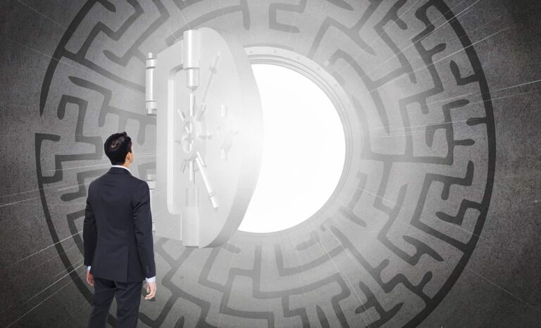 Challenging The Banks | Global Finance Magazine