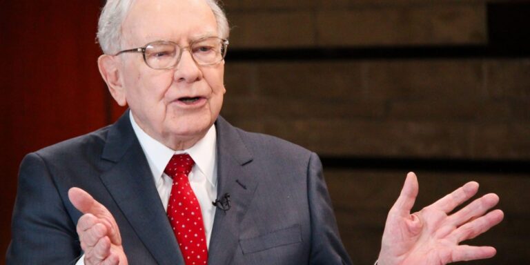 Warren Buffett’s Berkshire Hathaway dumps $75.5 billion worth of stock