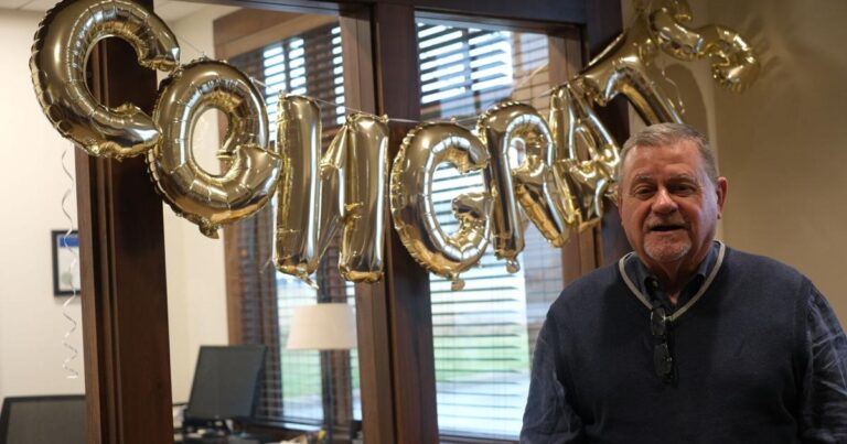 HACKNEY’S DAY: Hackney retires from CNB, honored for decades of banking and