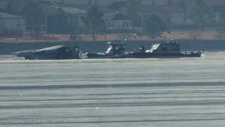 American Airlines plane crash highlights concerns with U.S. airspace