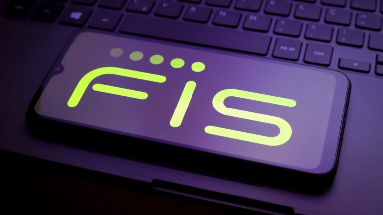 FIS shares plunge on Q4 2024 earnings