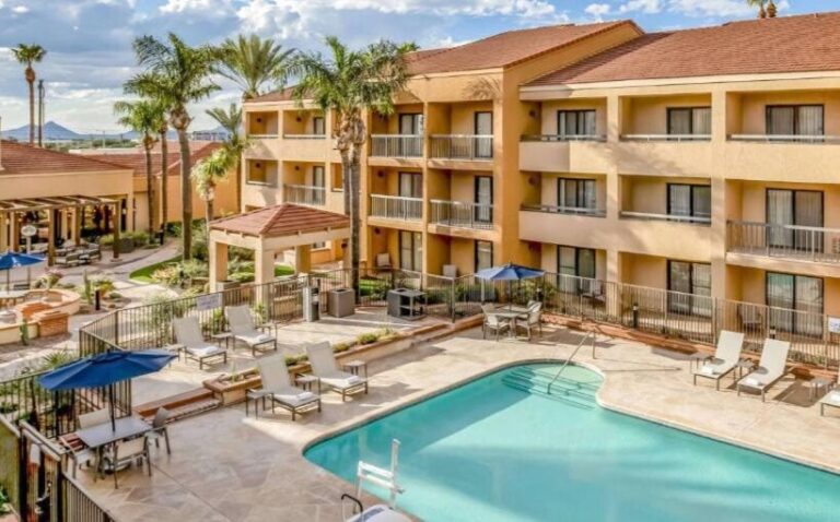 Tucson Airport Hotel Trades for $14.2M