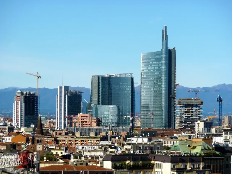 Italy’s Banking Sector Faces Turbulence Amid Government Influence – News