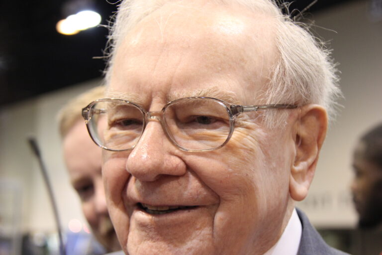 Warren Buffett Remains Optimistic About America. Here Are Top American
