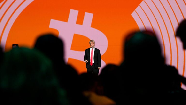 Saylor bitcoin buying strategy ‘exploding,’ but Wall Street skeptical