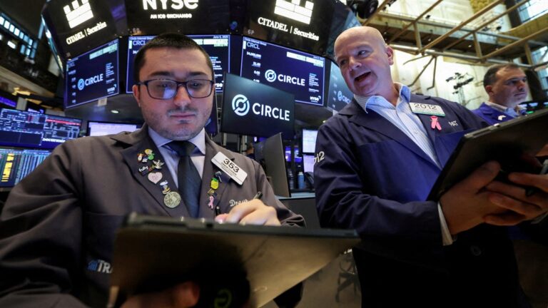 Forecasters don’t expect much from stocks in 2025. Should you?