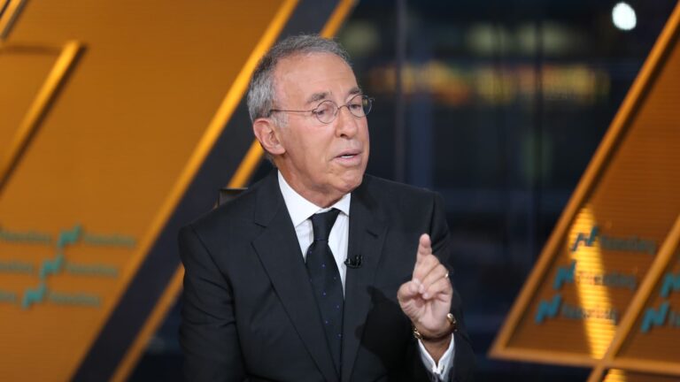 Investor Ron Baron says tech selloff an opportunity, won’t sell own Tesla