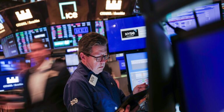 Stock Market This Week: Layoffs, Private Jobs Data on Investors’ Radars