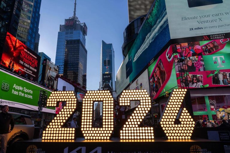 13 New Year investing resolutions
