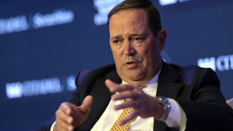 Cisco (CSCO) pops on AI demand