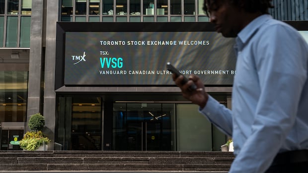 North American stocks sink, Wall Street suffers worst day since June amid